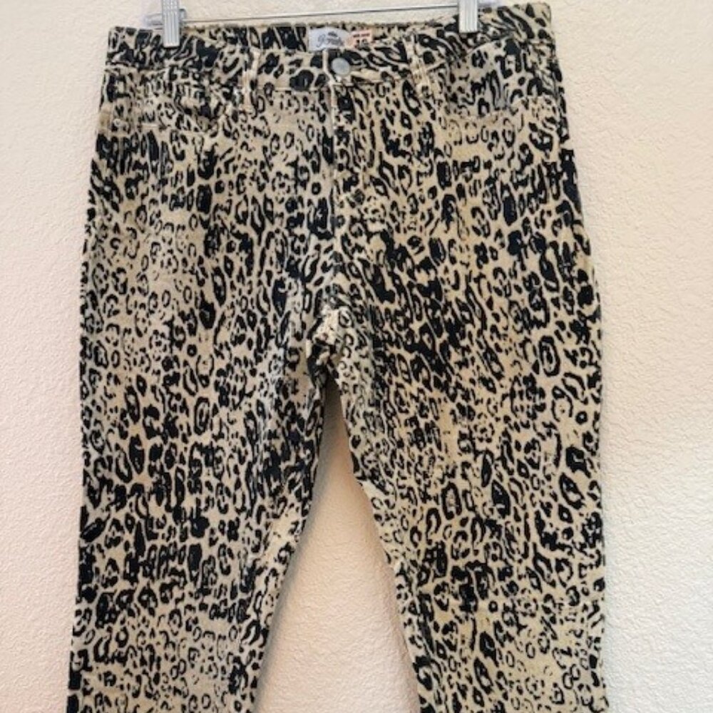 Leopard print jeans